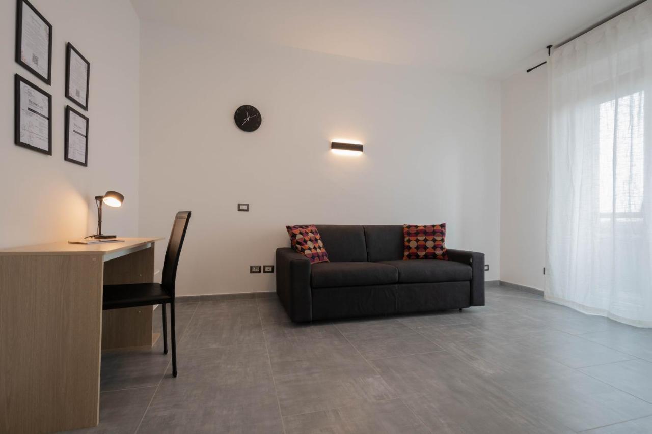 Apartment L&M, Rhomilanofiera โบลลาเต ภายนอก รูปภาพ
